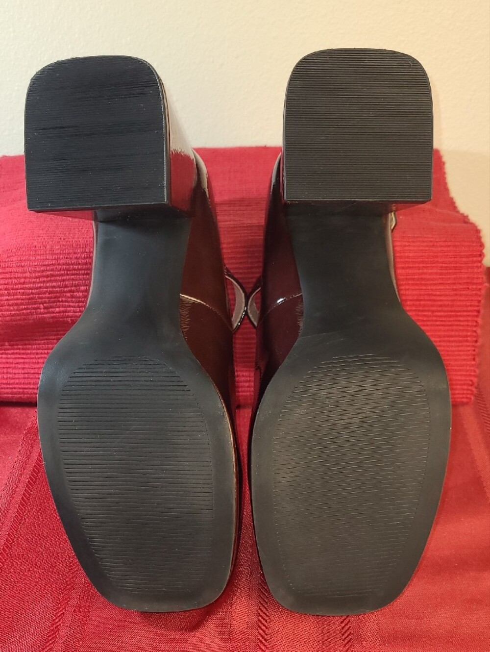 NWOT Steve Madden Darcey Wine Patent Platform Mary Jane Heel Size 9M - Picture 10 of 11